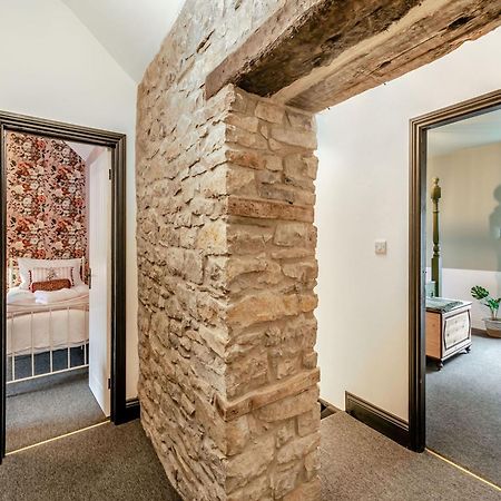 Verona House Tideswell Exterior photo